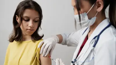 Gobierno realiza vacunatón masiva contra el VPH para prevenir cáncer de cuello uterino