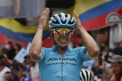 Harold Tejada brilla en París-Niza con victoria solitaria en la sexta etapa