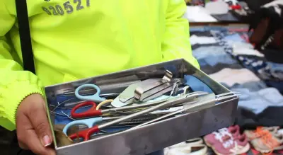 Incautan instrumentos quirúrgicos usados vendidos en la calle en Bogotá