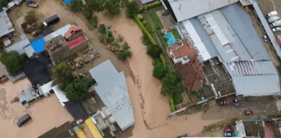 Lebrija en alerta roja: inundaciones afectan a más de 80 familias tras intensas lluvias