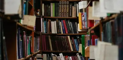 Libro 'Rescatando a Colombia' alerta sobre cinco bombas de riesgo estructural que amenazan el país