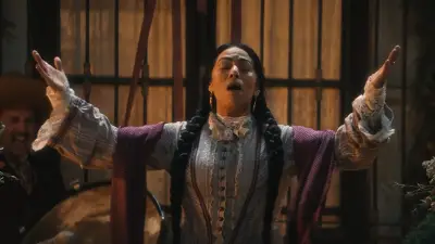 Lila Downs destaca conexión cultural entre México y Colombia en 'Como Agua para Chocolate'