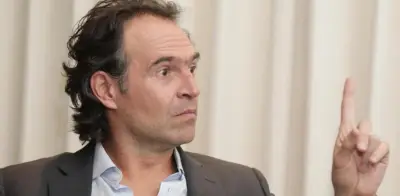 Medellín: Alcalde Fico Gutiérrez actúa contra estafas en concesionarios de vehículos