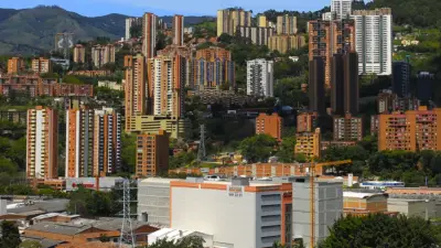 Medellín clausura más de 30 inmuebles de renta corta que operaban sin licencias