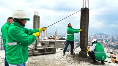 Medellín demuele seis construcciones ilegales en el corregimiento San Cristóbal