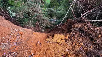 Medellín suspende apertura de vía por movimientos de tierra y omisiones en normas