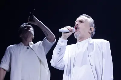 Miguel Bosé deslumbra en Bogotá con su 'Importante Tour 2026' y un repertorio que celebra el amor