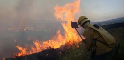 Más de 32.000 incendios regionales amenazan calidad del aire en Bogotá: autoridades intensifican controles