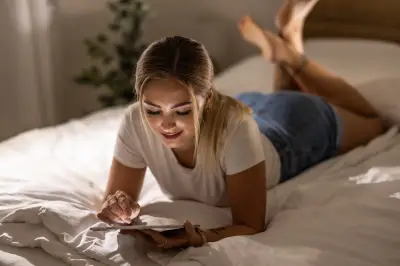 Mujeres colombianas lideran uso de apps de citas con picos nocturnos de conexión