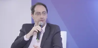 Restrepo advierte sobre finanzas públicas 'destrozadas' que heredará próximo gobierno