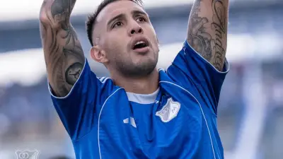 Rodrigo Contreras marca golazo desde mitad de cancha en triunfo sobre Nacional