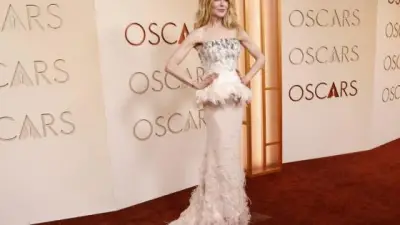 Óscar 2024: El blanco, negro y las plumas dominaron la alfombra roja