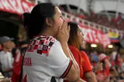 Barras femeninas colombianas desafían el machismo en los estadios de fútbol