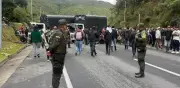 Bloqueo total en frontera Colombia-Ecuador: manifestantes exigen fin a guerra arancelaria