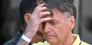 Bolsonaro mejora de neumonía pero sigue en UCI; juez autoriza visitas de abogados