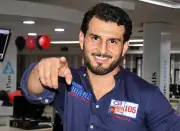 Candidato Hugo Ruano denuncia fallas en control de recursos de salud en campaña al Congreso