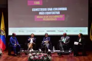 Candidatos presidenciales debaten sobre las crisis estructurales que enfrenta Colombia