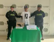 Capturan a alias 'el Cejas' con arma y panfletos criminales en Cartagena