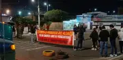 Comerciantes nocturnos bloquean vías en Chía exigiendo diálogo con el alcalde Leonardo Donoso