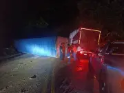 Conductor de tractocamión fallece tras nueve días hospitalizado por accidente vial en Santander