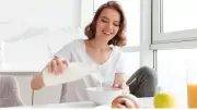 ¿Cuántos lácteos debemos consumir diariamente? Expertos revelan la cantidad ideal