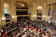 ¿Deben renunciar senadores candidatos a la Presidencia? La ley y los enfrentamientos en el Capitolio