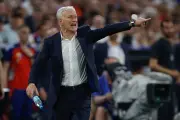 Deschamps aclara que Mbappé está en Francia no solo para márketing