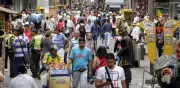 Desempleo en Colombia cae a 9,2% en febrero, la tasa más baja para ese mes en 25 años