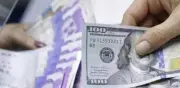 Dólar colombiano cae a mínimos históricos: precio mínimo rompe barrera de los $3.700