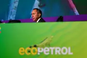 Ecopetrol mantiene a Ricardo Roa pese a caída financiera y presión de accionistas