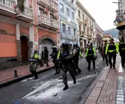 Ecuador finaliza toque de queda con más de 1.200 detenidos en operativos contra narcotráfico
