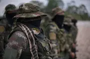 Ecuador y EE.UU. bombardean campamento de disidencias FARC en frontera con Colombia