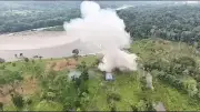 Ecuador y EE.UU. bombardean campamento guerrillero en frontera con Colombia en nueva fase antidrogas