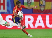 España inicia preparación mundialista con sesión dosificada y estreno de nuevos talentos