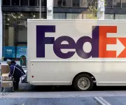 FedEx supera a UPS y se convierte en la mayor empresa de paquetería de Estados Unidos