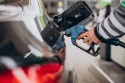 Gasolina en Colombia subirá desde el 1 de abril tras dos meses de reducciones