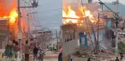 Grave incendio en vivienda cercana a fábrica de muebles en Soacha, Cundinamarca