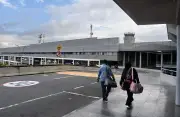 Gremios alertan sobre crisis en Aeropuerto Bonilla Aragón por baja inversión y retrasos