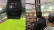 Hinchas de Once Caldas celebran gol desde cable aéreo en escena de realismo mágico