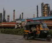 India busca alternativas energéticas por cierre del estrecho de Ormuz