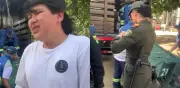 Joven vendedor llora durante decomiso de su carreta de frutas en Medellín: debate sobre trabajo informal
