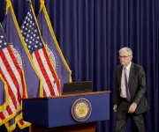 La FED mantiene tasas de interés sin cambios ante incertidumbre por guerra con Irán