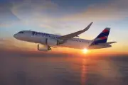 LATAM Airlines lanza campaña para reducir demoras en aeropuertos durante temporada alta