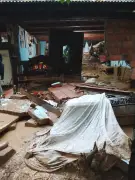 Lluvias en Rionegro, Santander, colapsan vivienda y dejan incomunicadas a más de 200 familias