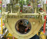 Mercado laboral de EE.UU. se contrae: nóminas caen y desempleo sube al 4,4% en febrero