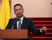 Ministro de Defensa advierte a Iván Mordisco: Desmovilícese o enfrente persecución total del Estado