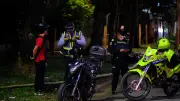 Motociclistas en Colombia: multa de $633.200 e inmovilización por sillín desgastado
