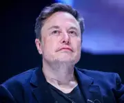 Musk culpa a parcialidad judicial por pagar precio completo en compra de Twitter
