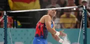 Ángel Barajas clasifica a dos finales en Mundial de Gimnasia y busca oro para Colombia