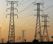 Panamá abre consulta regulatoria para interconexión eléctrica con Colombia de US$800 millones